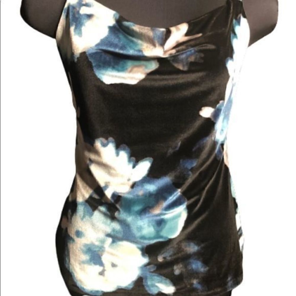 NWT. WHBM Velvet Floral Drape Neck Tank - Picture 5 of 6